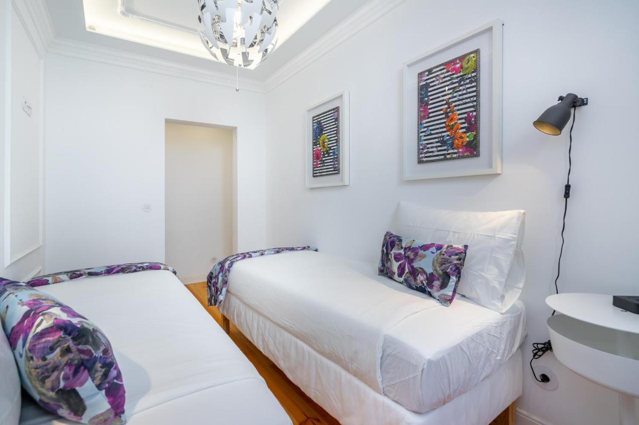 Whome | Great Location & Large Family Apartment W/Patio Lisbon Exterior photo